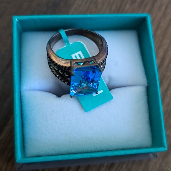 Effy 925 Sterling Silver 18K Yellow Gold Blue Topaz ring - Picture 2 of 4